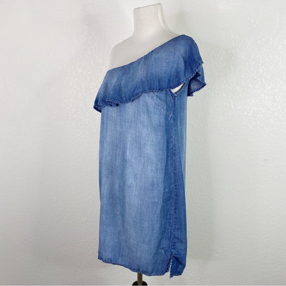 Anthropologie Cloth & Stone Chambray Ruffle One Shoulder Dress - Picture 8 of 9